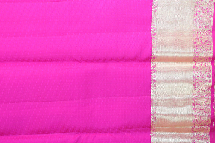 Graceful Red Kanjipuram Saree