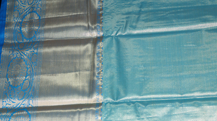 Trendy gold Kanjivaram Silk Saree