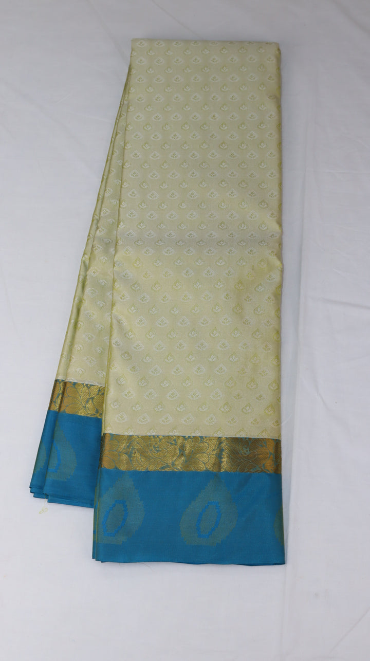 Stunning White Kanjipuram Saree