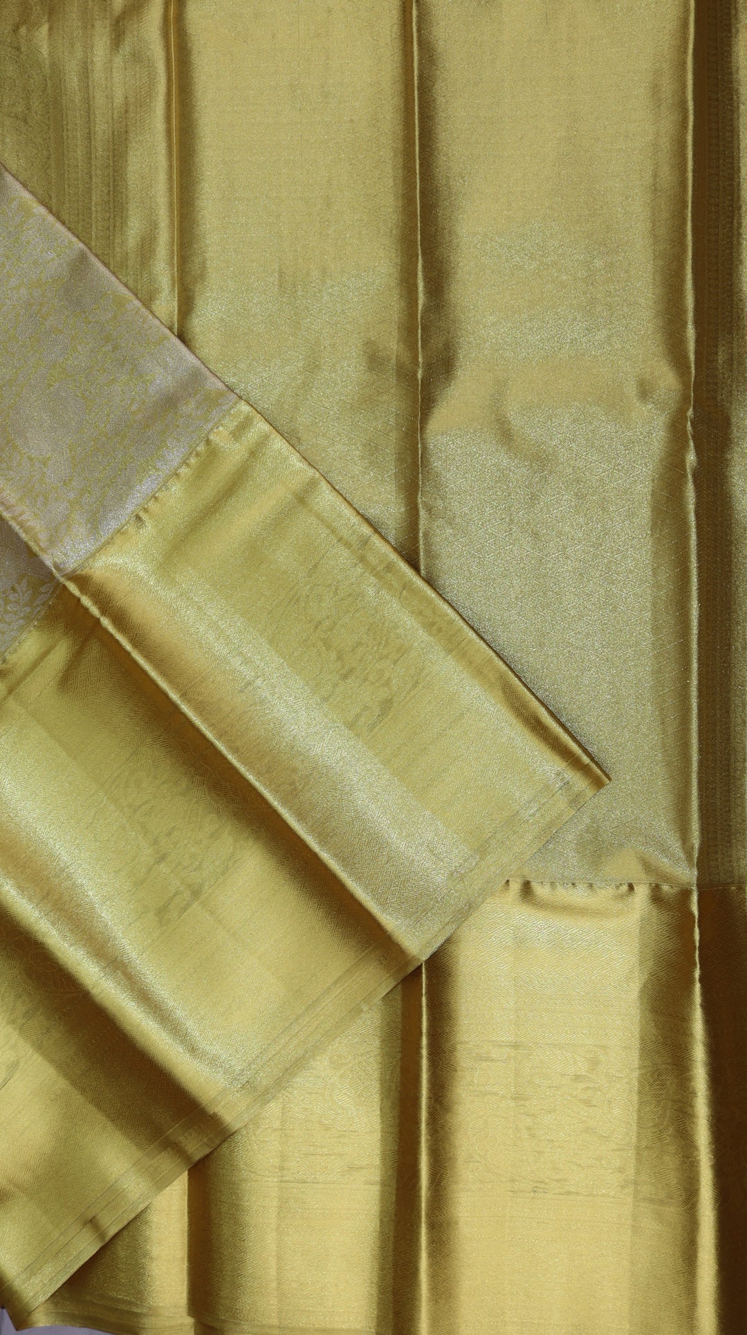 Stunning Golden Tissue Kanjipuram Saree