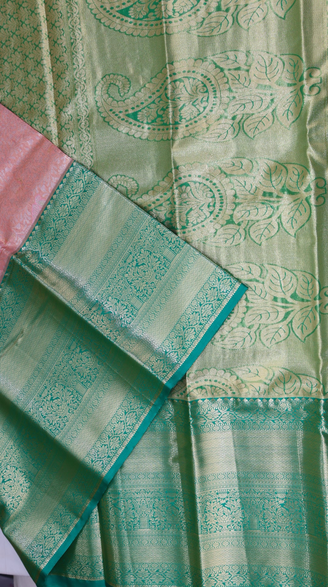 Trendy Onion Pink Kanjivaram Silk Saree