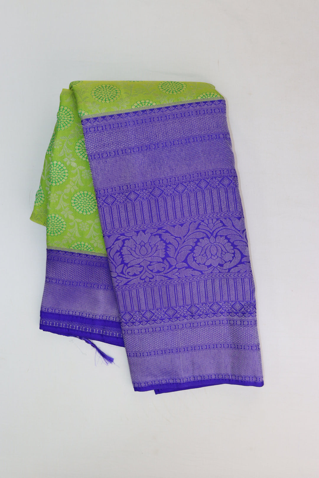 Graceful Green Kanjipuram Saree
