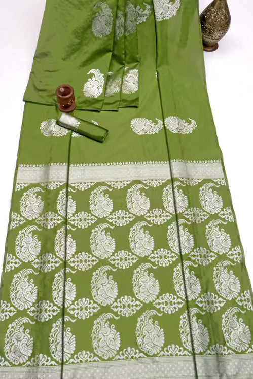 Olive Green Kanjipuram Silk Saree - Full flat lay view with blouse piece