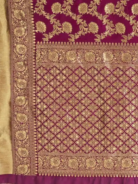 Magenta Banarasi Silk Saree - Gold zari jaal pallu close-up